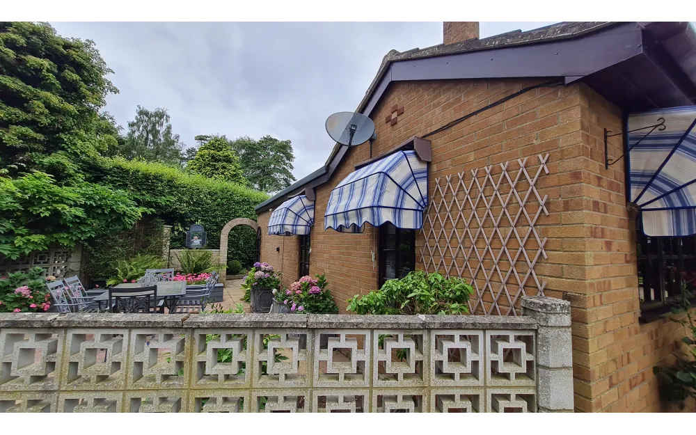 dutch awnings side of norfolk building