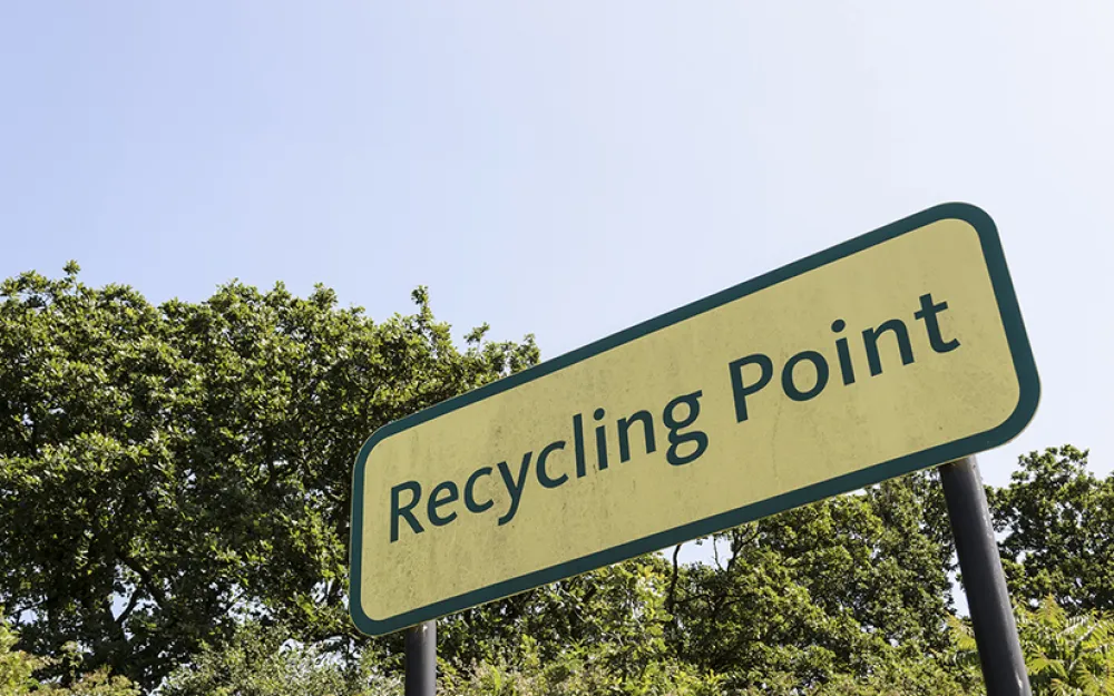 Recycling point sign